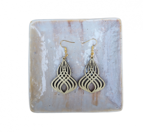 Gold Twisted Hanging Earring