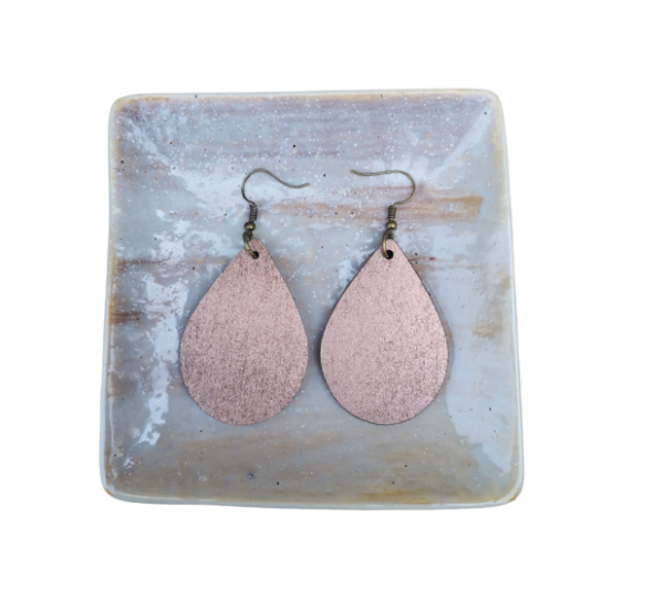 Rose Gold Raindrop Earrings